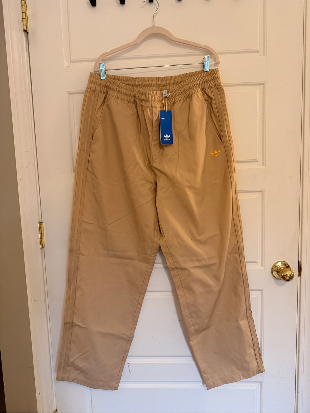 Men’s Adidas Khaki Pants Size Large NWT